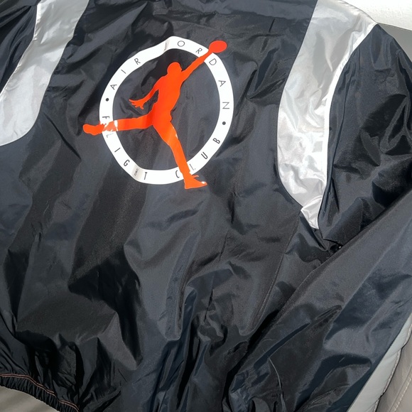 Jordan windbreaker - Picture 2 of 2